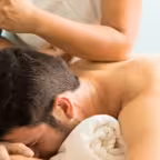 Deep tissue massage bij Pesila